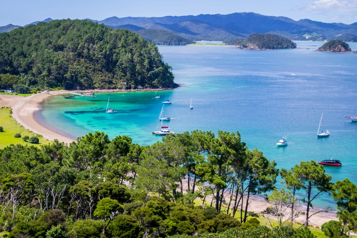 easter holiday destinations bay of islands