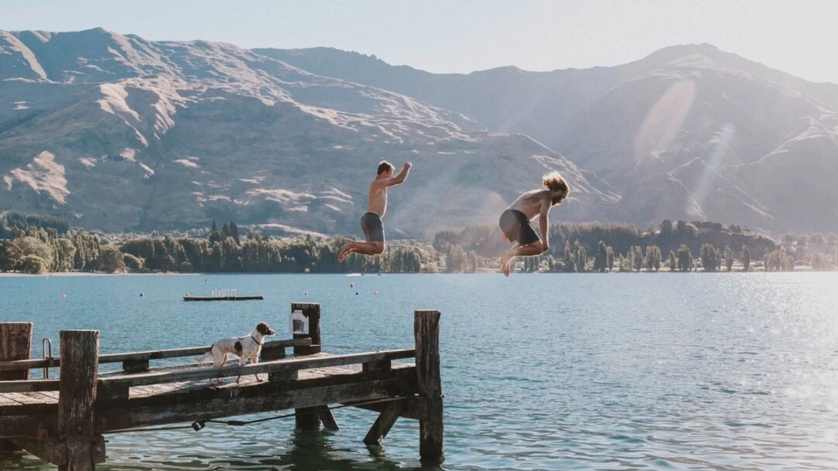 long weekend getaways - edgewater resort